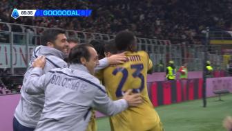 [进球视频]博洛尼亚中场抢断，姆班古拉完成帽子戏法！